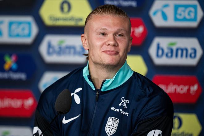 南通发布：苏超南通队载誉而归，3000多名球迷迎接城市英雄（南通发布：苏超南通队凯旋归来，三千余名球迷热情迎接城市骄傲）