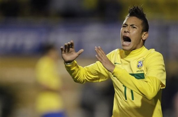 教练被骂上热搜，赛后回应亮了（教练挨骂冲上热搜，赛后回应出彩）