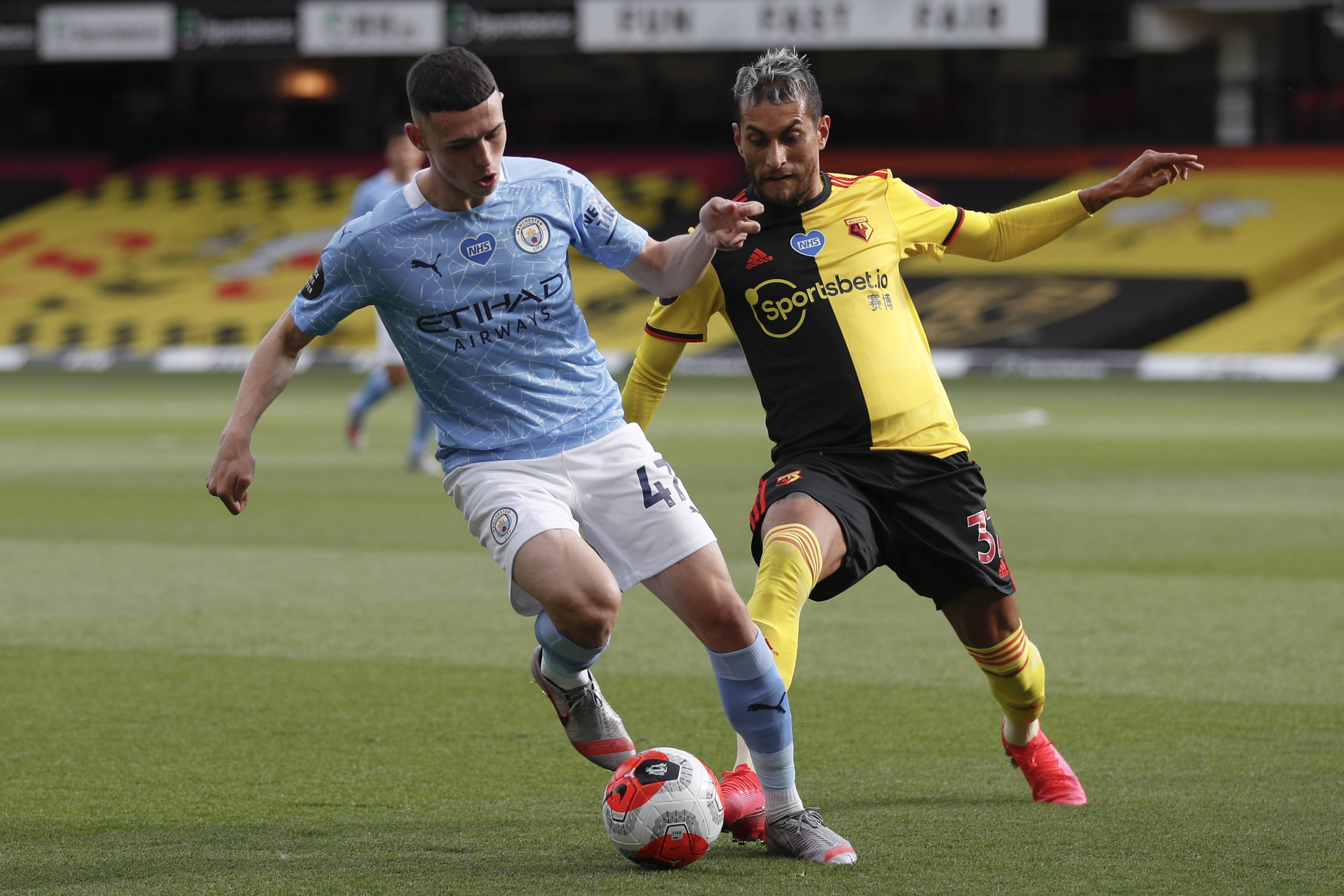 法甲前瞻：梅斯三连败联赛垫底，大巴黎伤病严重状态有所起伏（法甲前瞻：梅斯三连败垫底，巴黎伤兵满营状态不稳）