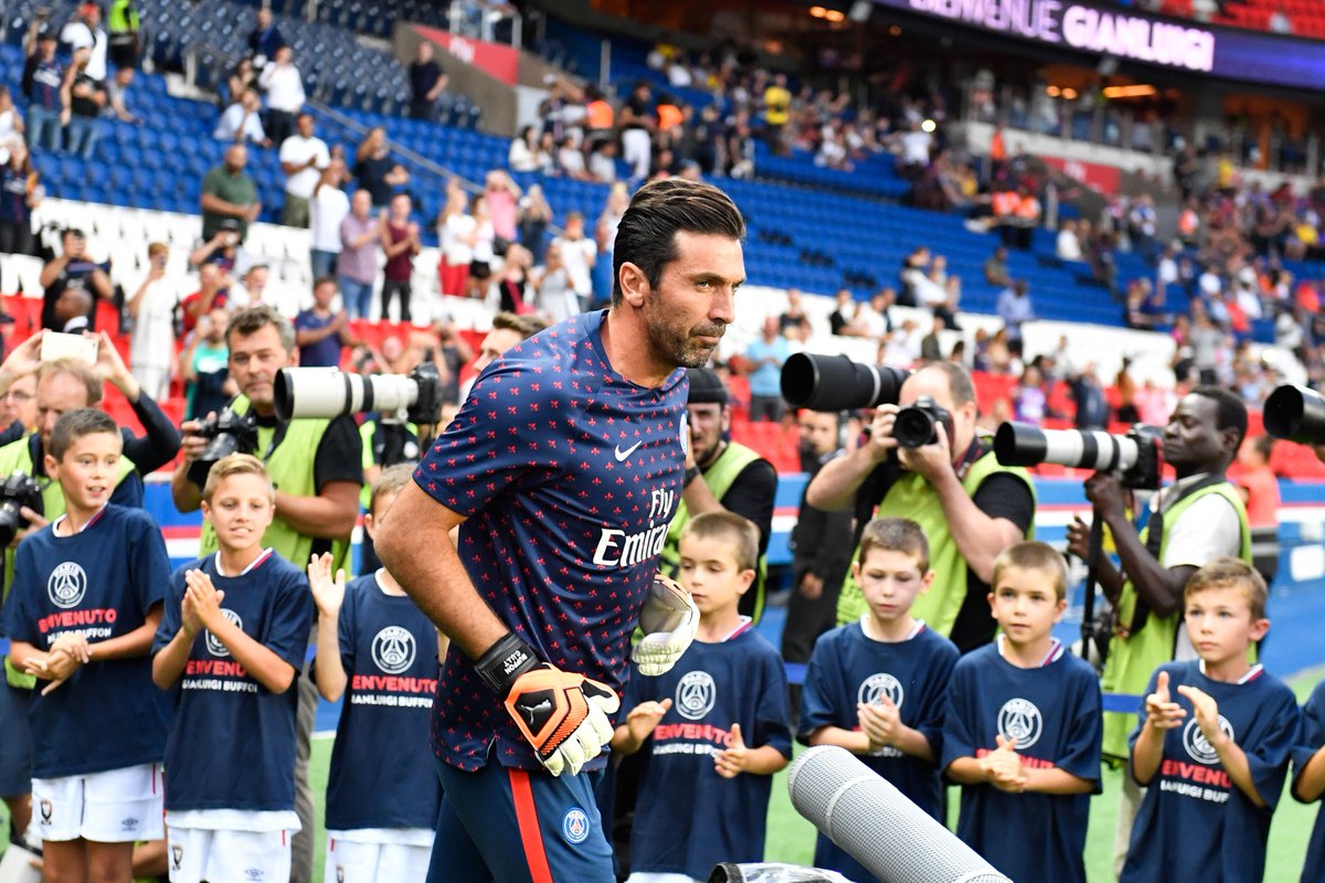 热议U16男足晋级：09三个中锋很幸福，希望终结无缘世少赛（U16男足晋级引热议：09梯队三中锋配置豪华，盼打破世少赛无缘魔咒）