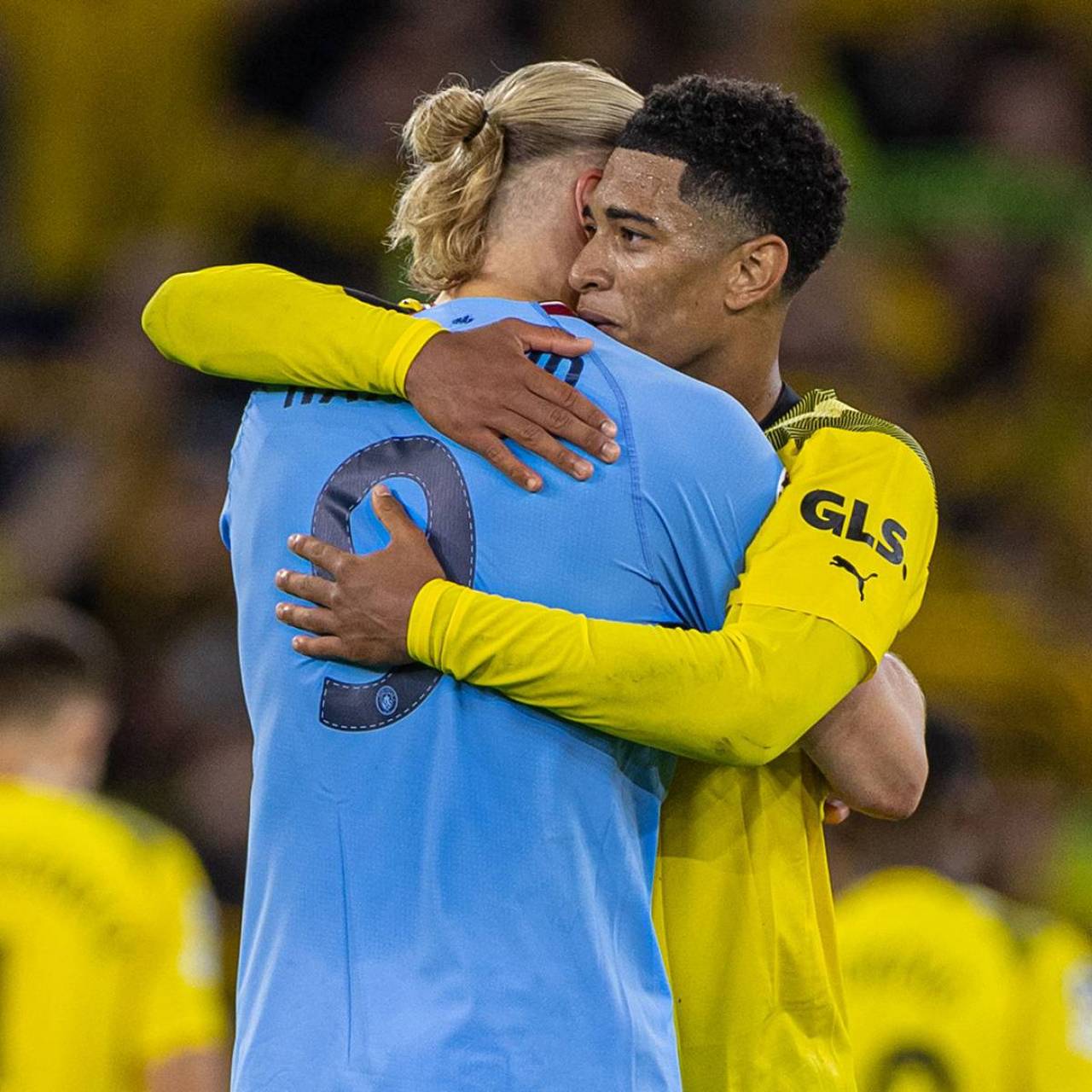 时隔27年重返世界杯正赛，苏格兰多地机场打出广告牌标语庆祝（苏格兰时隔27年再入世界杯正赛，多地机场打出广告牌标语庆祝）